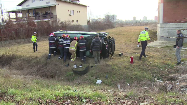Elevul unei școli de șoferi, implicat într-un grav accident în timpul orelor de conducere