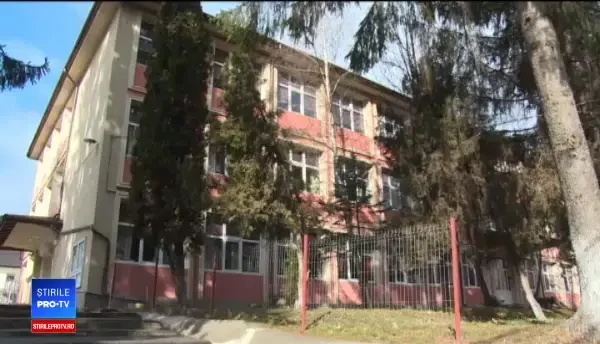 Încă 2 școli se închid din cauza gripei. Mai mult de o treime dintre elevi erau absenţi