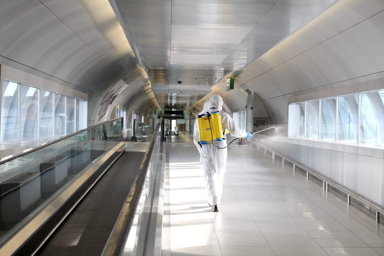 Măsuri împotriva coronavirusului. Fluxurile de pasageri din Aeroportul Otopeni, dezinfectate la 4 ore