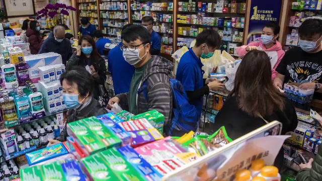 Epidemia de coronavirus îngrozește planeta. „Parcă suntem pe tărâmul zombilor”