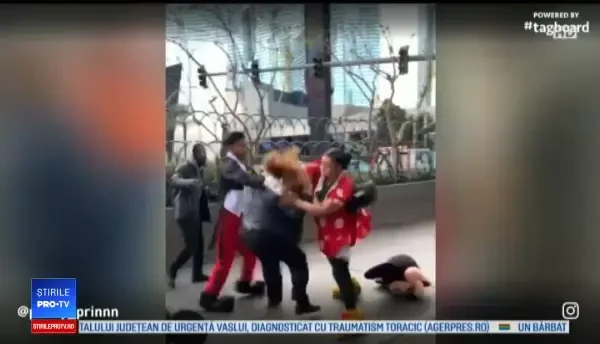Bătaie între Minnie Mouse și un agent de pază pe străzile din Las Vegas