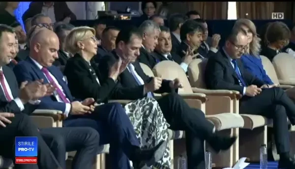 Liberalii au dat startul campaniei electorale. "Orban e un adevărat pompier atomic"