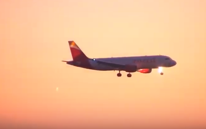 Alertă în aer. Un avion cu defecțiuni la motor a survolat Madridul pentru a putea ateriza