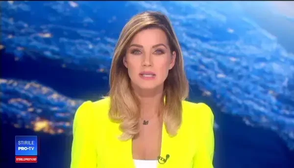 VIDEO. Momentul în care pompierii din Vrancea resuscitează 3 căței intoxicați în incendiu