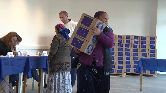 Reactia satenilor cand, in loc de zahar si ulei, au primit detergent si pasta de dinti. Cati au renuntat sa mai ia pachetele
