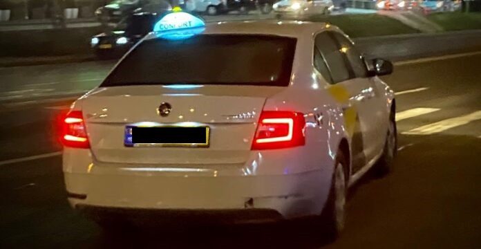 Bărbat cu Covid-19, transportat de la Jilava la spital, a reușit să ia un taxi și să fugă