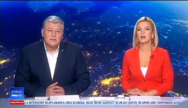 Două mașini s-au ciocnit frontal în Timișoara. O femeie şi fiul ei, în spital