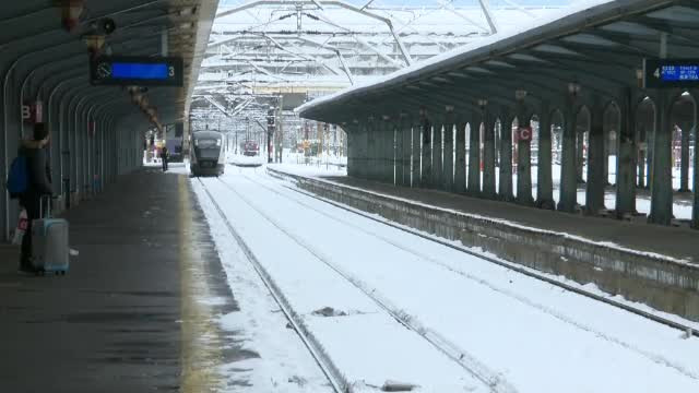 Un tren care circula pe ruta Brașov - Budapesta a deraiat în județul Sibiu