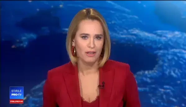 Moment terifiant pentru o jurnalistă. Ce a pățit în timp ce filma un reportaj despre șerpi