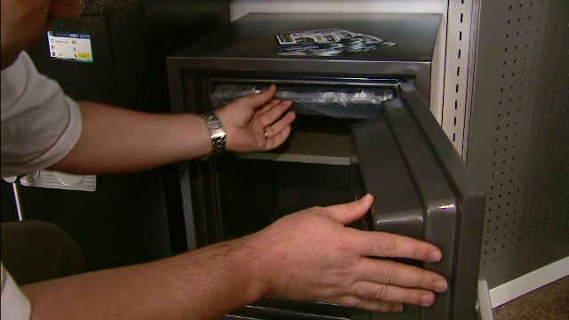 Ce au descoperit hoții când au deschis seiful furat dintr-o brutărie din Capitală