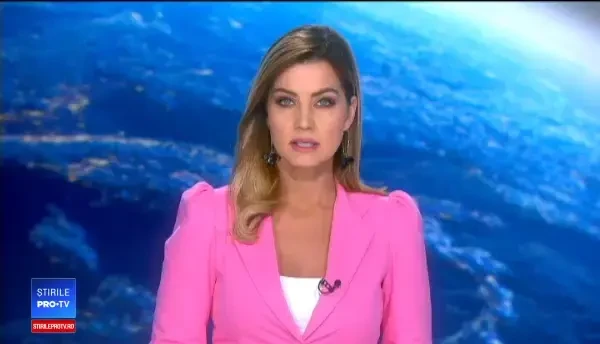 Misiune dificilă pentru pompierii din Buzău. Un incendiu a cuprins 30 de hectare de vegetație