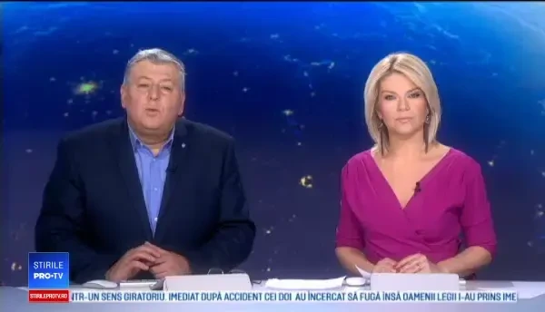 Doi tineri fără permis au fugit cu mașina de polițiști până s-au izbit într-un stâlp, la Constanța