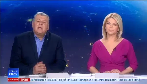 Incendiu violent izbucnit în Tulcea. Pompierii s-au chinuit 12 ore să stingă flăcările imense