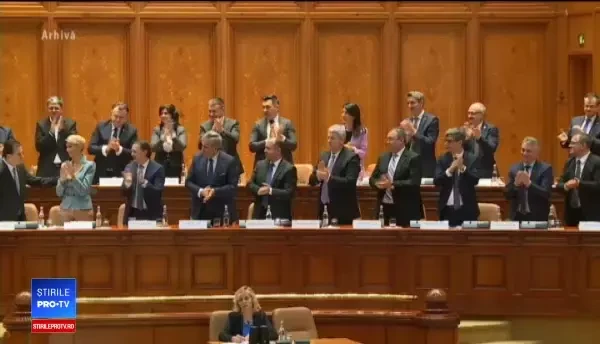 Orban, discuţii fără succes cu partidele pentru declanşarea alegerilor anticipate