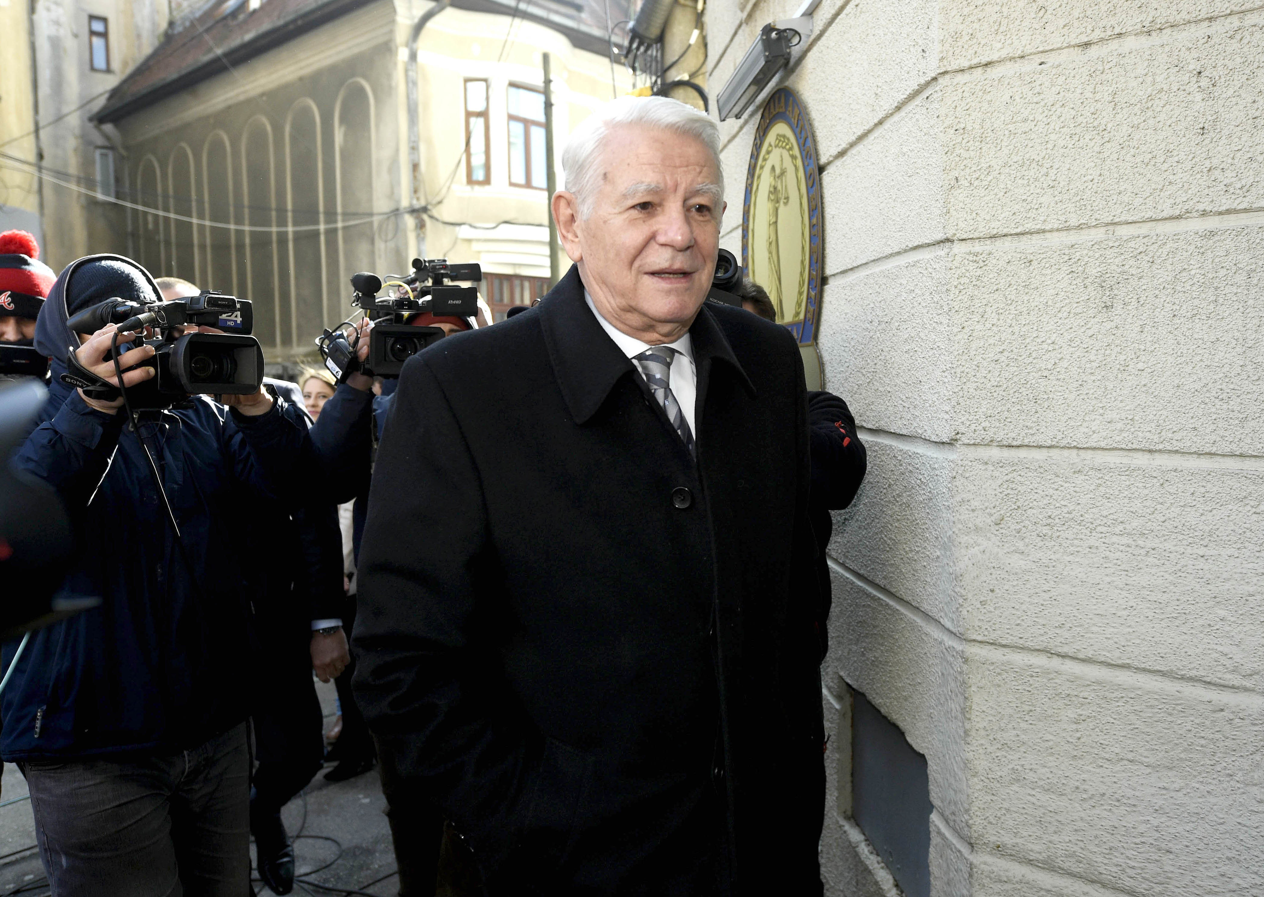 Fostul președinte al Senatului Teodor Meleșcanu a fost audiat la DNA