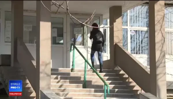 CAMERA ASCUNSĂ: Cum se fac anestezii fără autorizaţie în clinicile din România