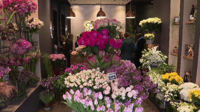 Valentine's Day: cele mai neobişnuite cadouri. Ce este masajul lomi-lomi