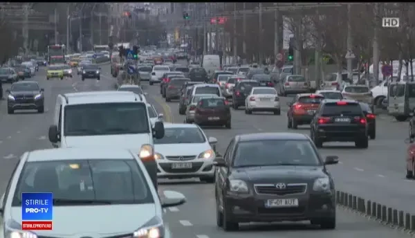 Zona din Bucureşti în care maşinile vechi NU au voie să circule. Aplicaţia care îi ajută