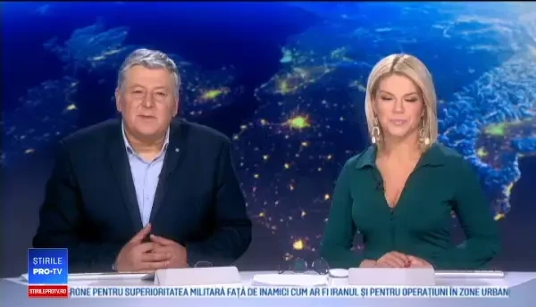 Accident feroviar în SUA. Locomotiva și mai multe vagoane au deraiat și au ajuns într-un râu