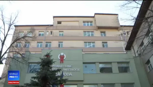 O tânără din Iași s-a aruncat de la geamul maternității la patru zile după ce a născut