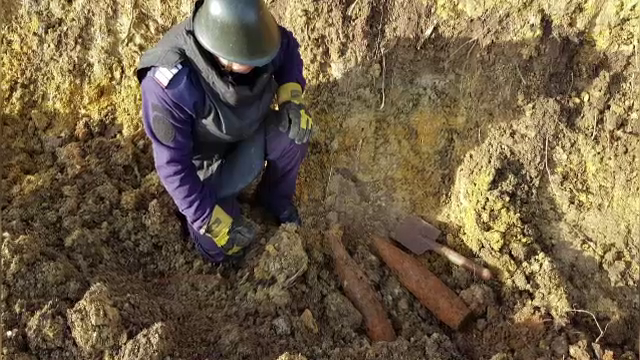 Șapte proiectile din Al Doilea Război Mondial, găsite în sanțuri comunale din Bihor