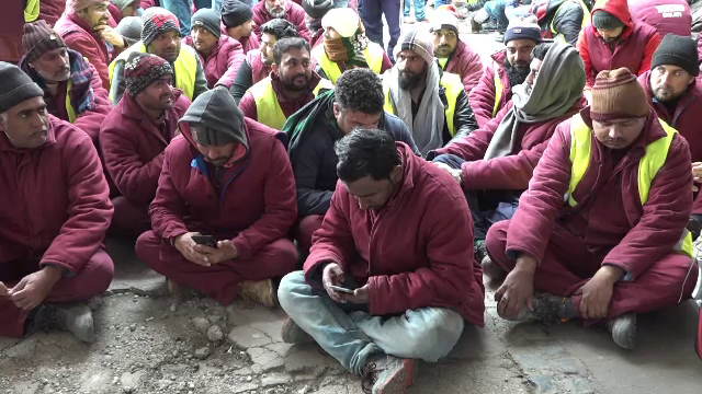 Alertă lângă București. 35 de muncitori indieni au Covid-19, iar 7 dintre ei cu noua tulpină