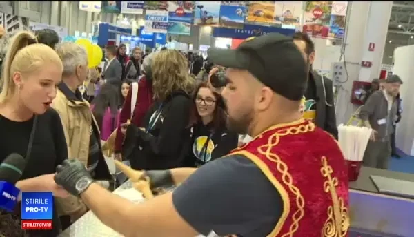 Ofertele de la Târgul de Turism al României. Unii au plătit cu magneți de frigider