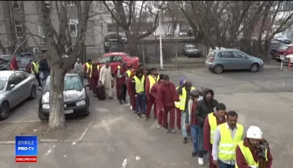 Mai mulți pakistanezi din Galați spun că li se rețin nejustificat bani din salariu