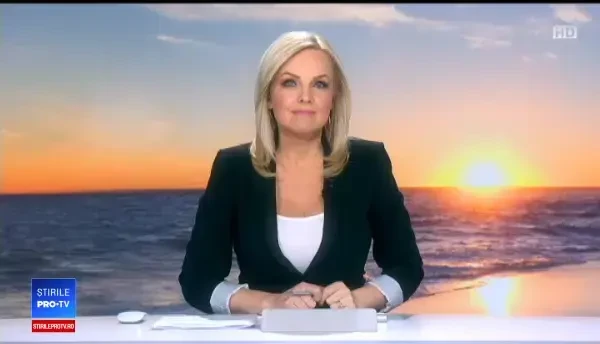 Încurajați de vremea frumoasă, sute de turiști au luat cu asalt litoralul