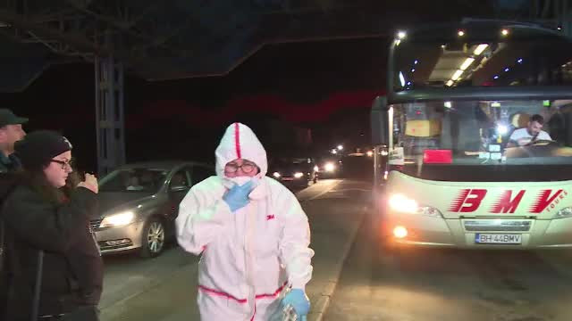 „Se merge pe încredere”. Elevii din Alba care au venit din Veneţia, în carantină 14 zile şi monitorizaţi telefonic