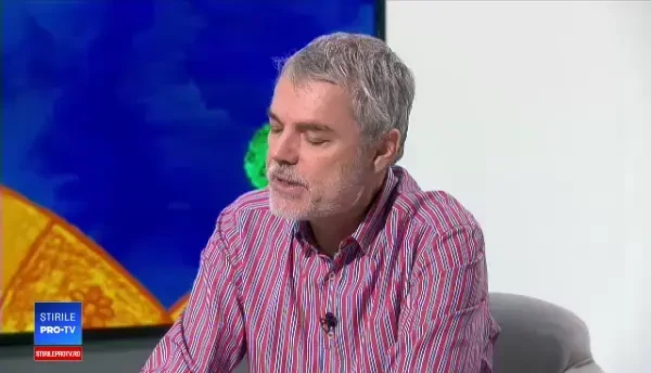 Medic: masca de protecție, pe fața unui pacient sănătos, nu îl ajută cu nimic. Ce trebuie făcut