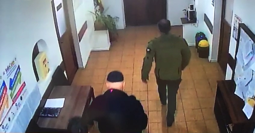 VIDEO. Primele imagini cu italianul cu coronavirus în România. A fost surprins într-o primărie din Gorj