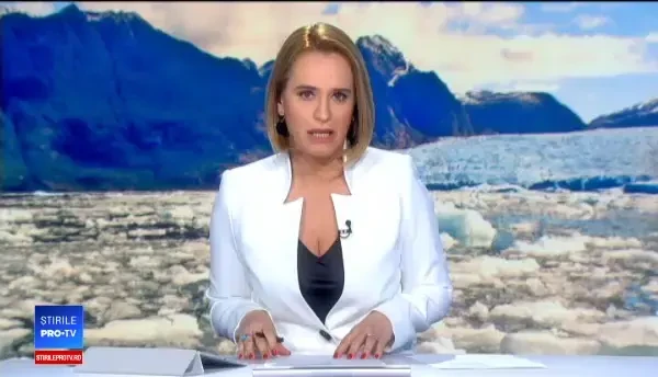 Fenomen bizar în Antarctica. De ce zăpada a devenit sângerie. VIDEO