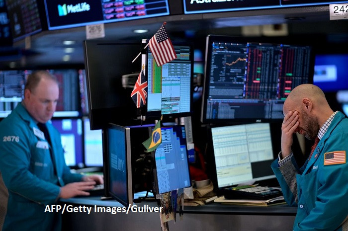 Trei giganți telecom deținuți de statul chinez, dați afară de pe Bursa din New York