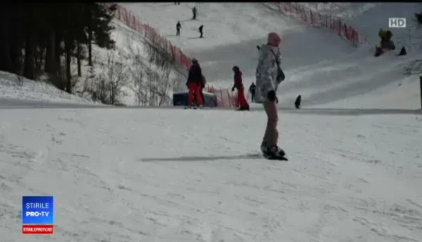 Stațiunile de la munte, pline de turiști de Mărțișor. Cât de mari au fost reducerile