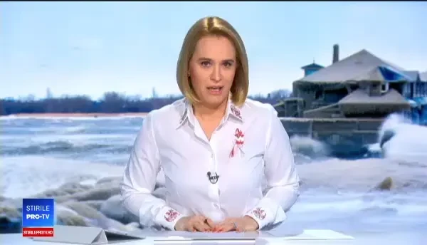 Fenomen inedit în SUA. Mai multe case au fost acoperite complet de un strat gros de gheață