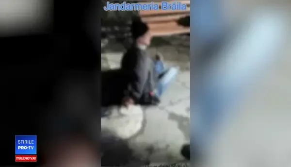 Un bărbat a fost înjunghiat la un complex comercial din Brăila. Imagini șocante