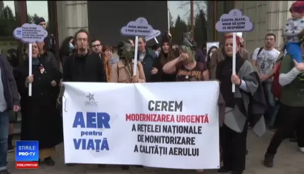 Care ar fi, de fapt, sursele pentru poluarea excesivă din Capitală. Ce spun protestatarii