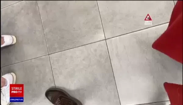 Cozi interminabile în farmacii și magazine. „Vreau să iau zece sticle de spirt”