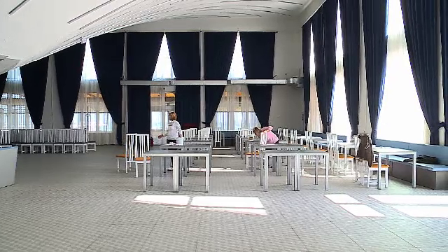 Evenimente interzise și măsuri stricte de prevenție. Ce reguli trebuie să urmezi pentru a te feri de coronavirus