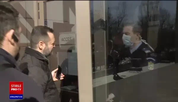 Soluţiile găsite de instituții pentru a evita răspândirea coronavirusului. Tribunalul Bucureşti și-a închis porțile