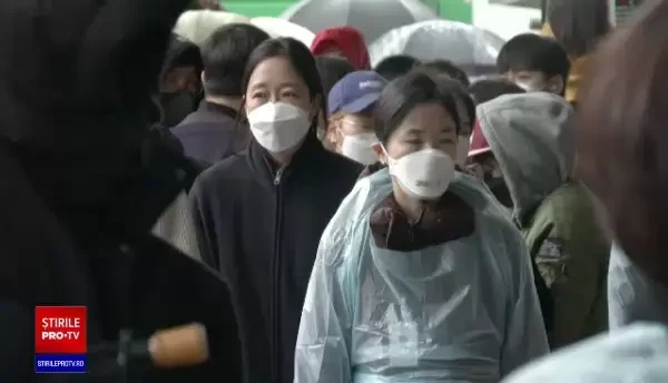 Telefonul mobil, plin de bacterii. Cum îl putem dezinfecta corect