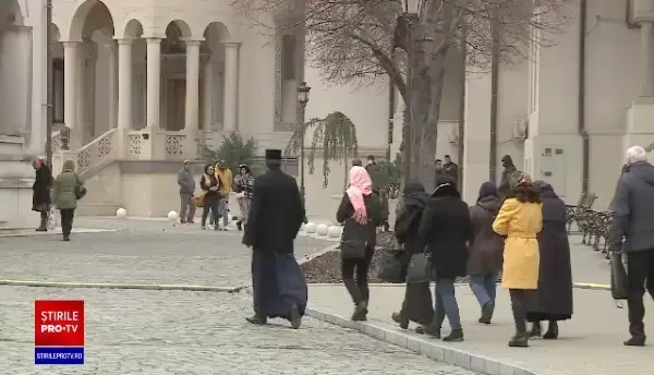 Arhiepiscopul Tomisului, Teodosie, slujbă fără măsuri de protecție. Recomandarea BOR