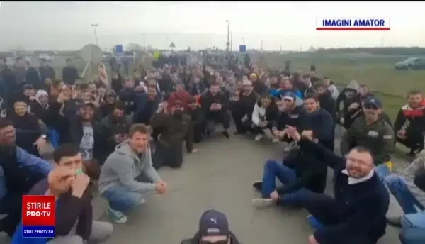 Ungaria și-a închis granițele. Peste 3.500 de români, blocaţi în drum spre casă