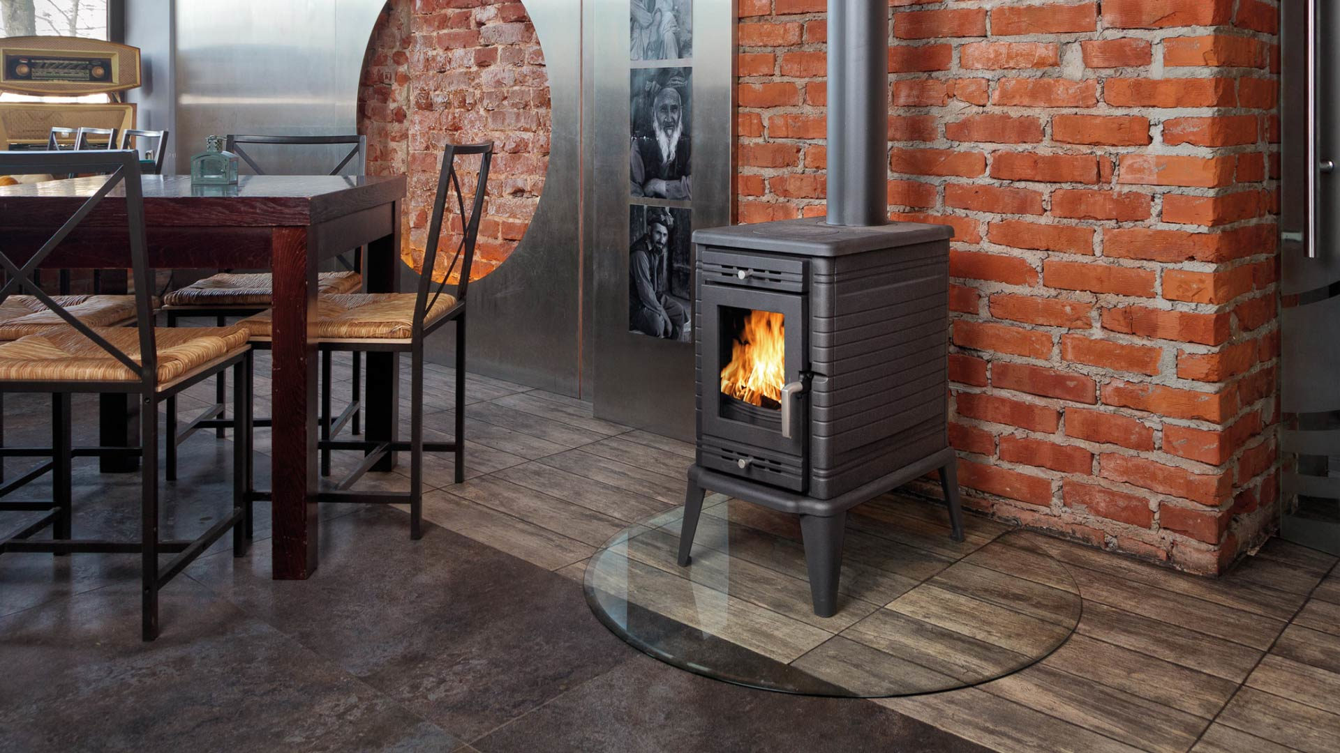 (P) Soba pe lemne - De ce este o sursă de încălzire potrivită pentru orice locuință