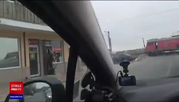 Imagini halucinante în Constanța. Un mecanic a pus trenul „pe avarii“ şi a plecat să-şi ia o cafea