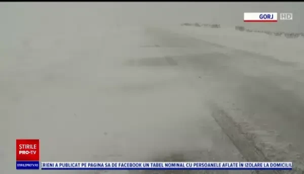 Iarna a revenit în forță în România. 8 județe sunt sub cod portocaliu de viscol și ninsori