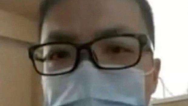 Un medic chinez a murit după ce a lucrat 35 de zile la rând cu pacienți infectați de Covid-19