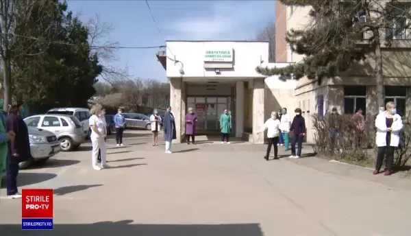 Proteste în Botoșani. Medicii nu vor ca maternitatea să devină spital de carantină