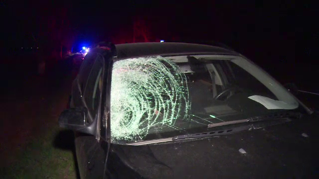 Bărbat din Dâmboviţa, lovit mortal de o maşină pe drum. Ce act avea la el